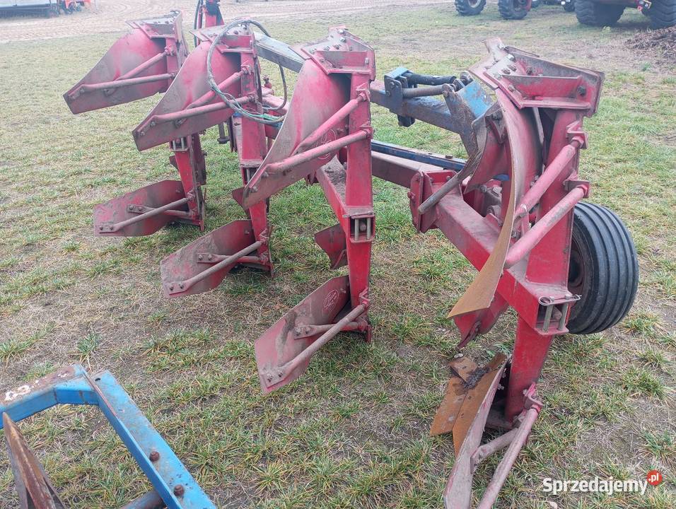 Pług obrotowy naud wielkopolskie Buk sprzedam