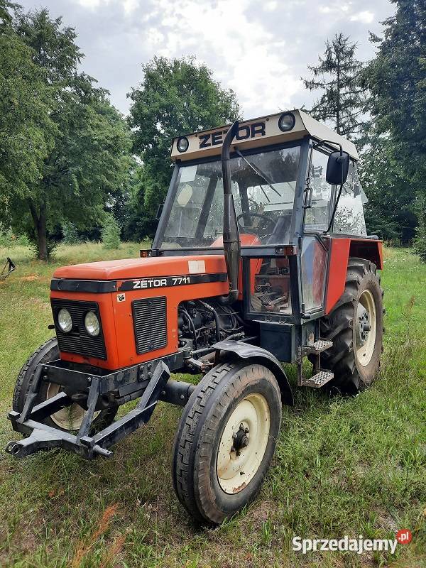 Ciągnik rolniczy Zetor 7711 łódzkie Opoczno sprzedam