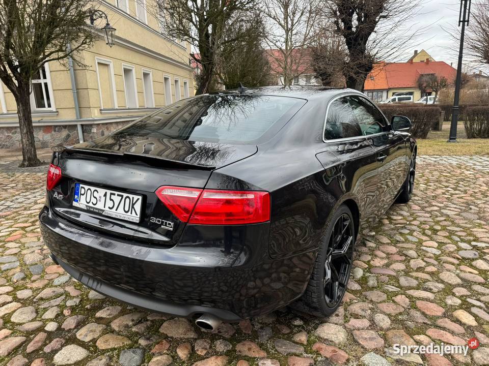 Audi A5 8T coupe 30 TDi quattro 2009r