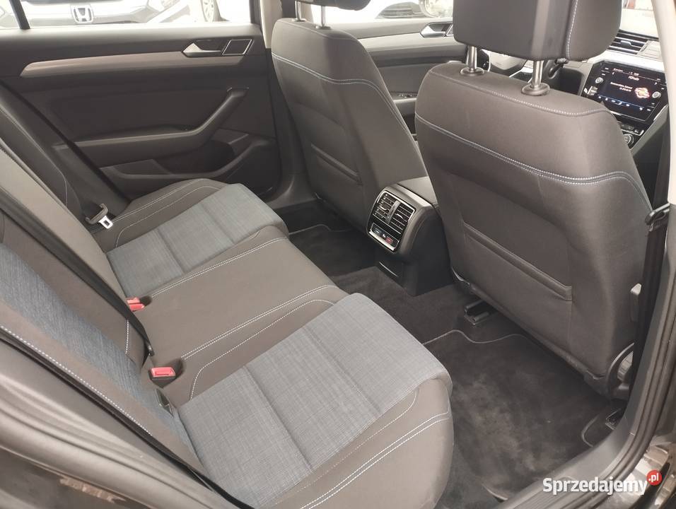 Volkswagen Passat Benzyna PlugIn Hybryda 66 Warszawa