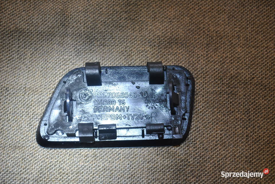 Zaślepka spryskiwacza lampy prawa strona BMW E60 Poręba