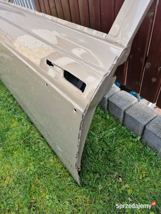 Drzwi przód lewe i prawe Mercedes W123 Biały Kościół