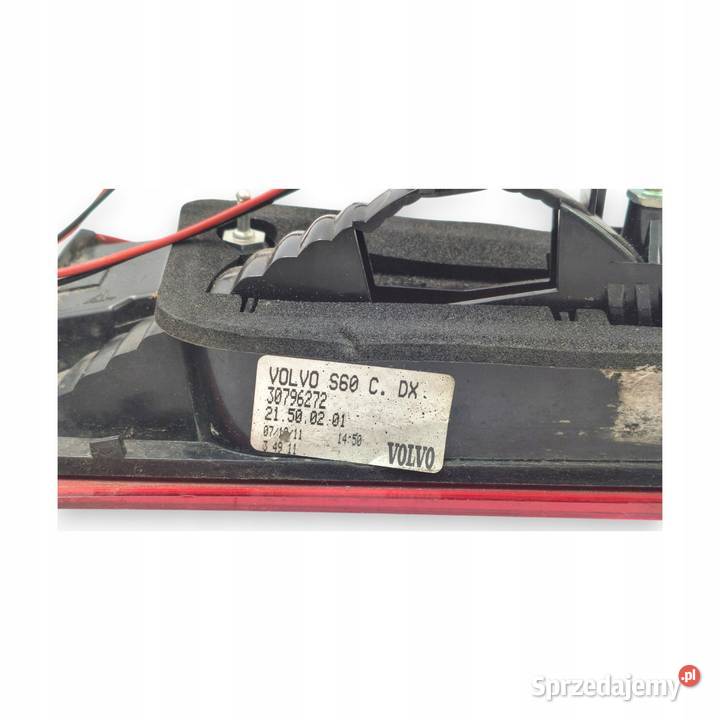 LAMPA PRAWA Volvo S60 II TYLNA prawy tył W KLAPE Lampy tylne Chełm