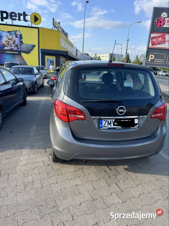 Opel MERiVA 14 Sedan / Limuzyna Samochody osobowe
