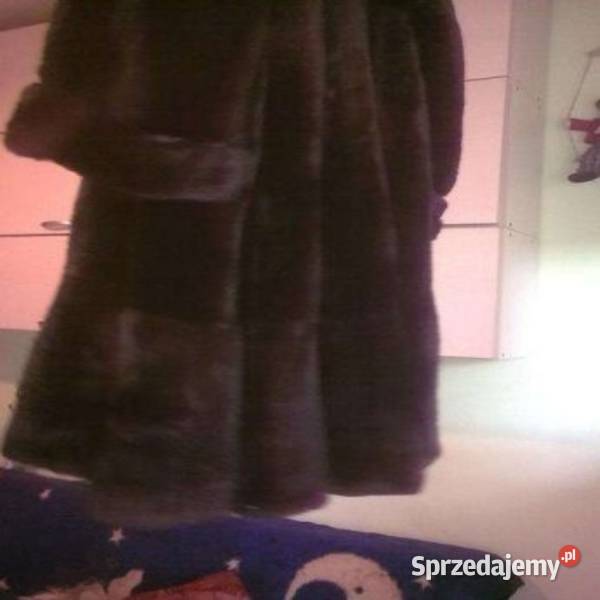 Futro z pokazów włoskich Inny rodzaj