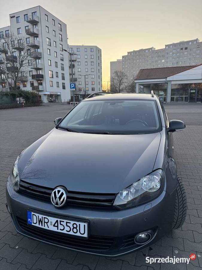 Volkswagen Golf wersja MATCH bogate wyposażenie asystent parkowania Golf