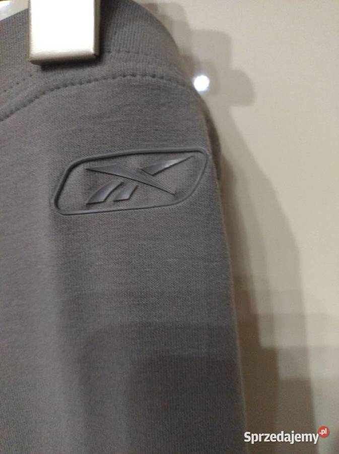 Spodnie dresowe w kolorze szarym REEBOK lubelskie