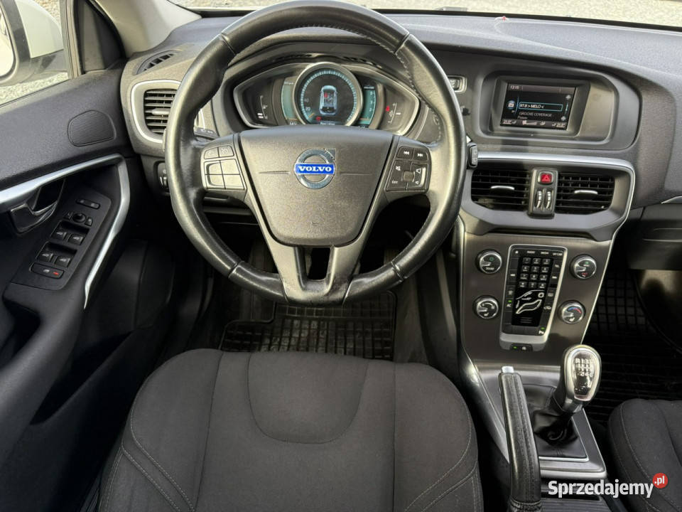 Volvo V40 16 D2 114 2014r Climatronic KINETIC światła przeciwmgielne Wojkowice