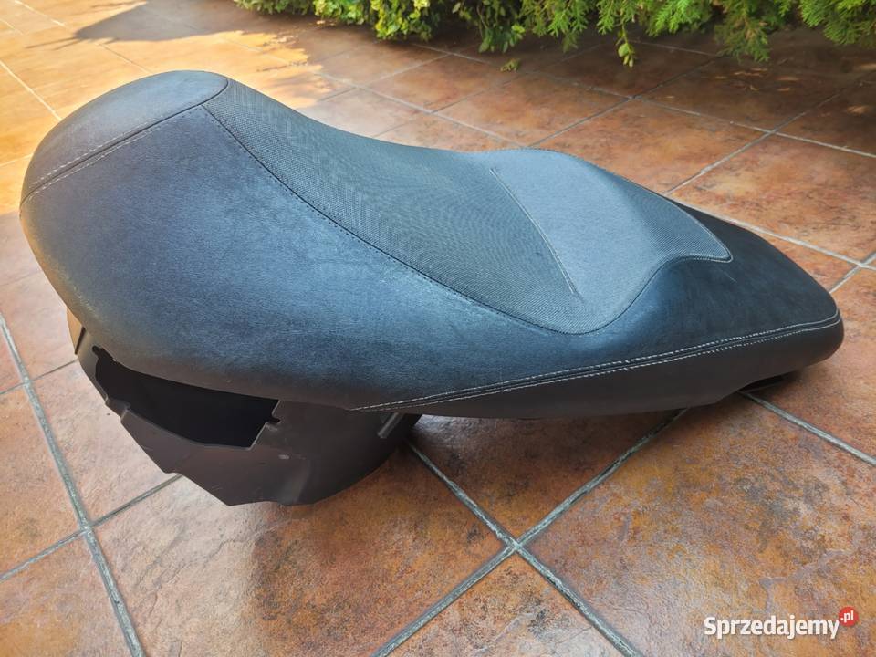 siedzenia nocnik PIAGGIO CARNABY 125200 0711r sprzedam