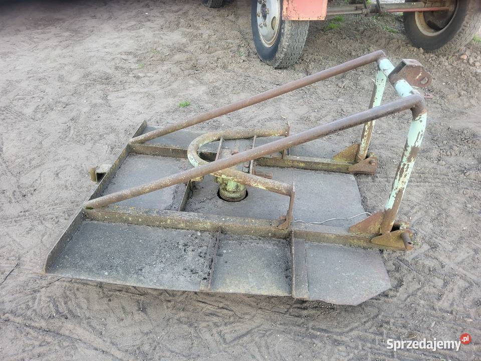 Kosiarka rozdrabniacz do trawy i łęcin nieuszkodzony Miedniewice sprzedam