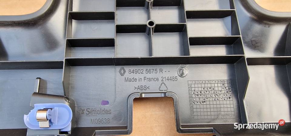 RENAULT KANGOO III SOŁONA PROGU BAGAŻNIKA