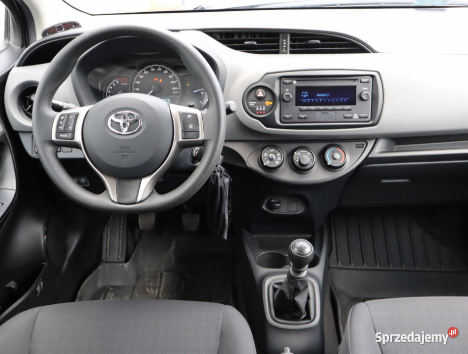 Toyota Yaris 15 Dual VVTi czujnik parkowania