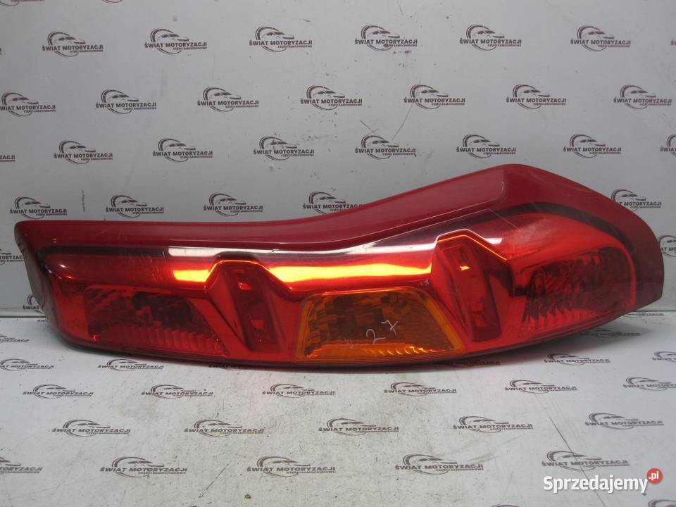 XTRAIL II T31 LIFT 10r lampa prawa tył 22063929 Lampy tylne