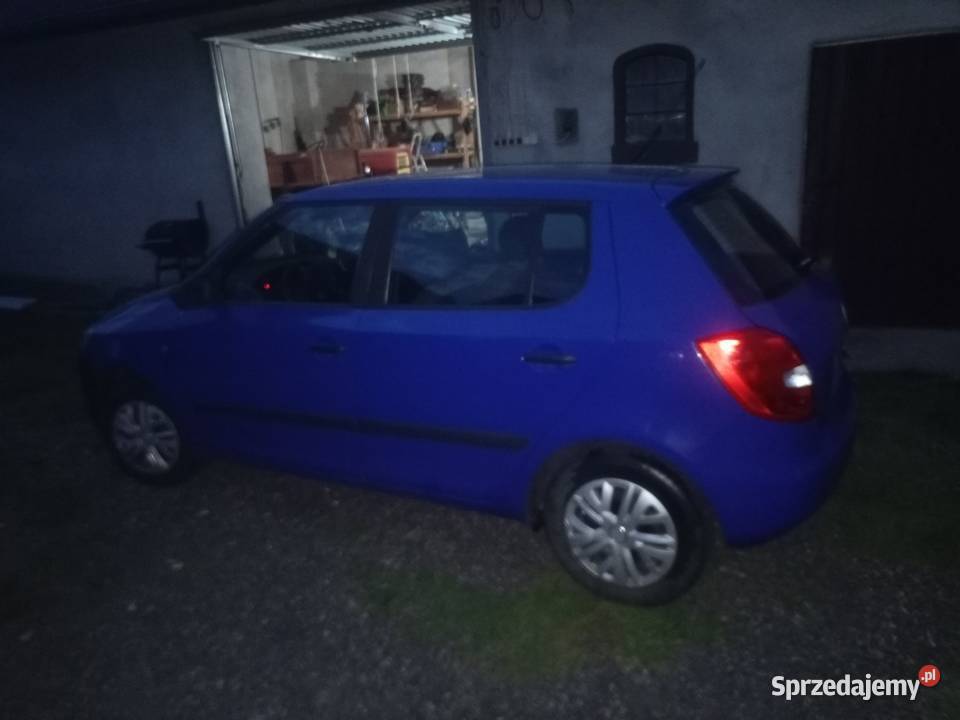 Skoda fabia 2 niebieski
