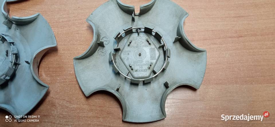 Dekielki RENAULT model QUERCY 8200027372 Oleszyce