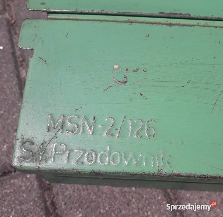 Skrzynka narzędziowa Fiat 126P pod siedzenie PRL Gdynia