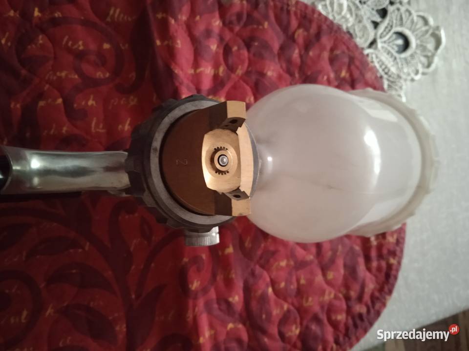 Pistolet lakierniczy CHS16 dysza 2 Stoczek Łukowski