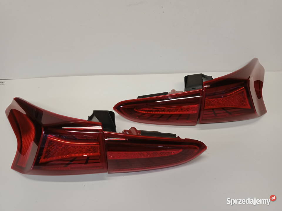 KOMPLET LAMP TYLNICH SANTA FE IV PRAWA LEWA W Rakoniewice sprzedam