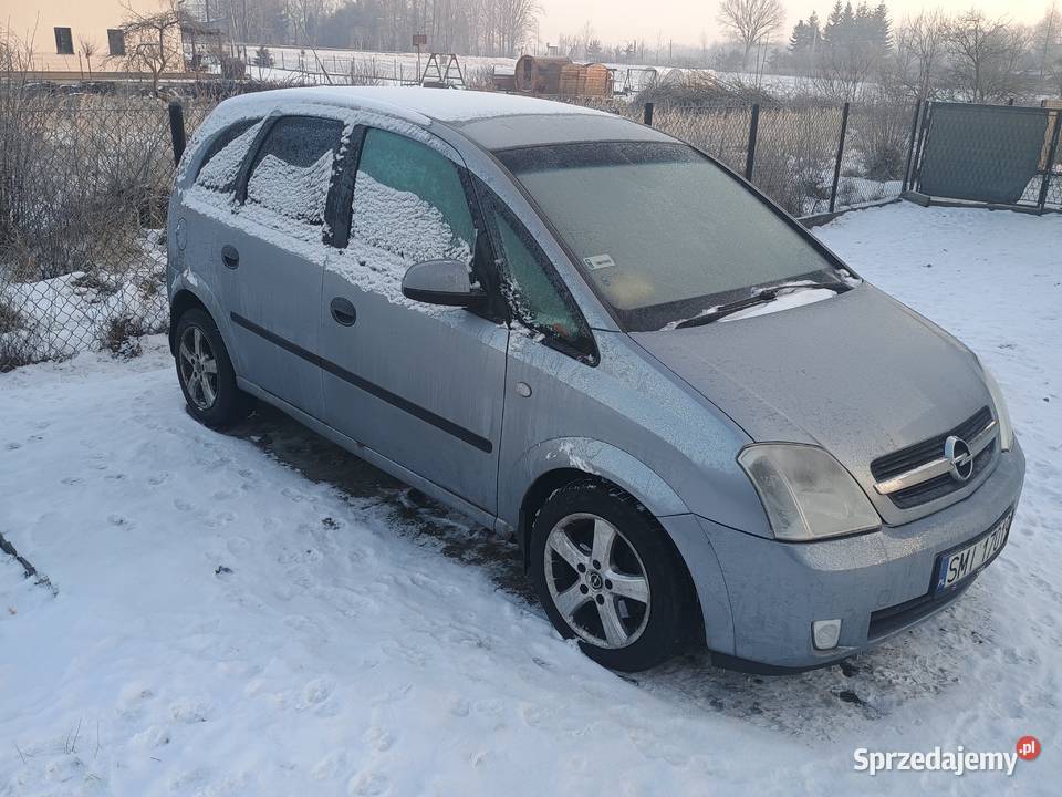 Opel Meriva 17 w całości na części uszkodzony