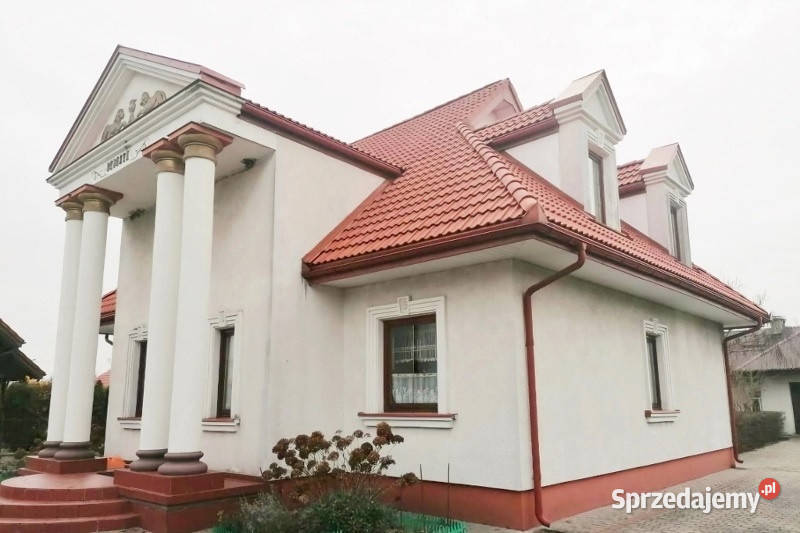 Przestronny dom z działką Skrobów