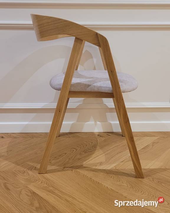 Krzesło z podłokietnikiem drewniane dębowe Gryfice