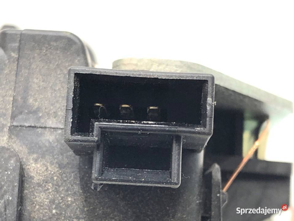 ZAMEK KLAPY TYŁ OPEL ZAFIRA B Minivan 1317285