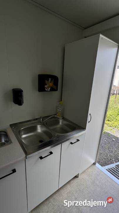 Przyczepa gastronomiczna 35m 2025 na wynajem Luboń sprzedam