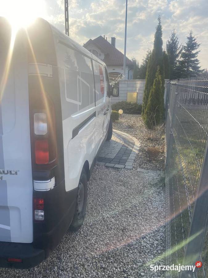 Sprzedam samochód dostawczy światła przeciwmgłowe Radom