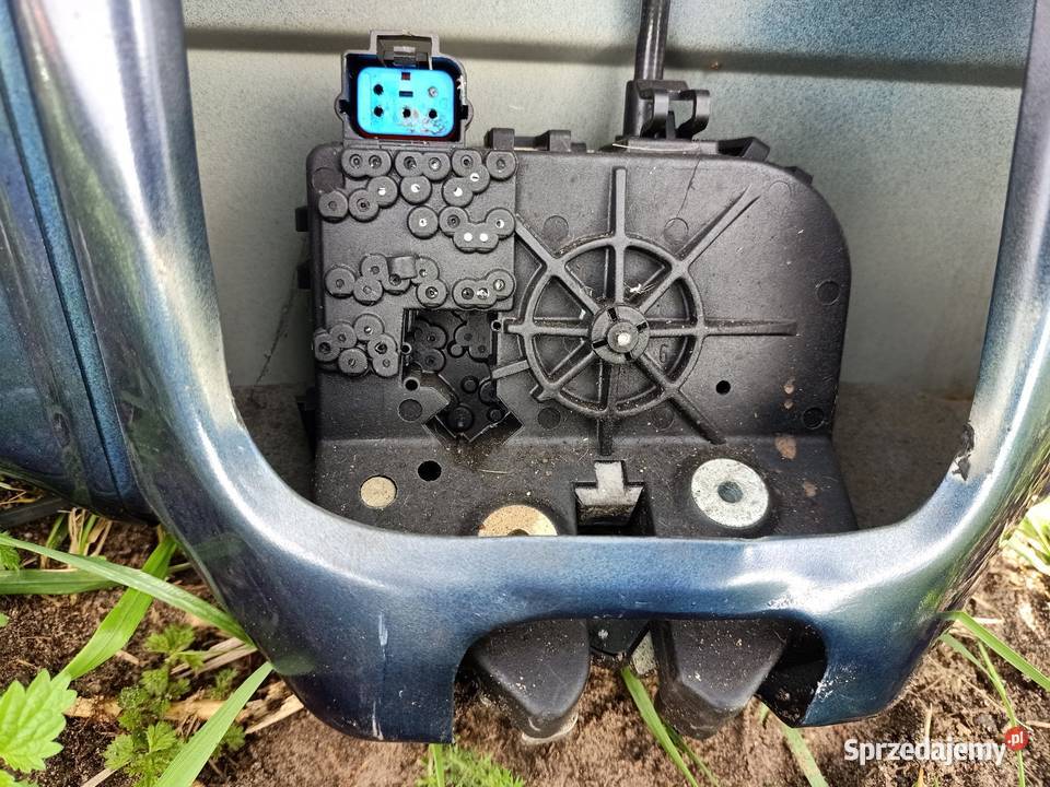Zamek klapy tył tylnej ford focus MK1 kombi osobowe