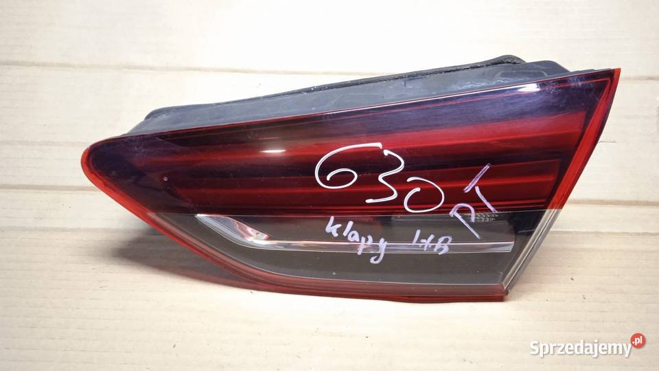 OPEL INSIGNIA B HB LAMPA TYŁ PRAWA W KLAPĘ Oświetlenie Zbierkowo