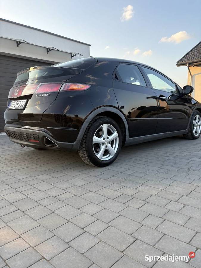 Honda Civic VIII 22 nieuszkodzony mazowieckie Radom