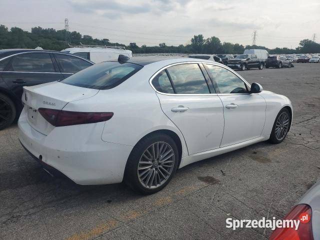 ALFA ROMEO GIULIA produkcji 2017 z USA Warszawa