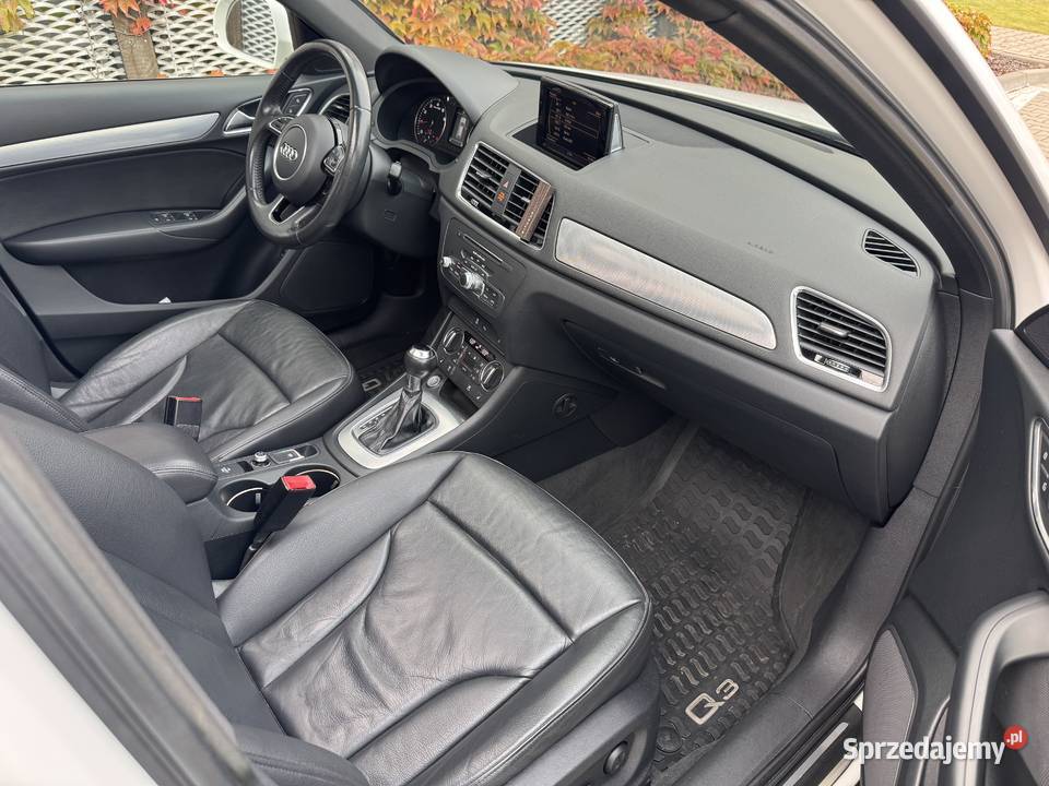 Audi Q3 SLine Panorama Opłaty do 2026 r 1998cm3