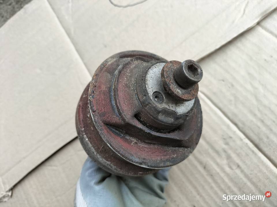 MERCEDES 124 1242401517 PODUSZKA SILNIKA Kamień-Kolonia