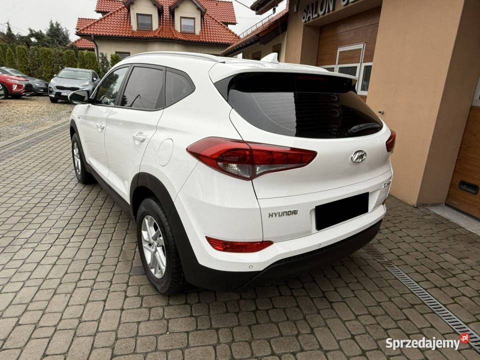 Hyundai Tucson 16 132 Klima Navi Kamera III Orzech sprzedam
