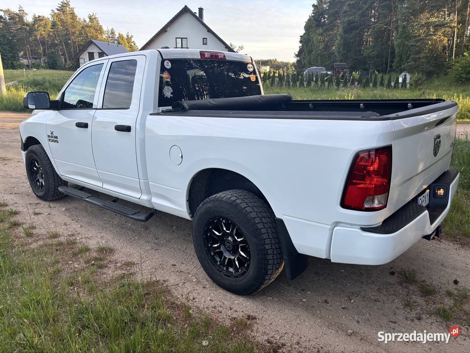 RAM 1500 r2014 4x4 biały Sierakowice