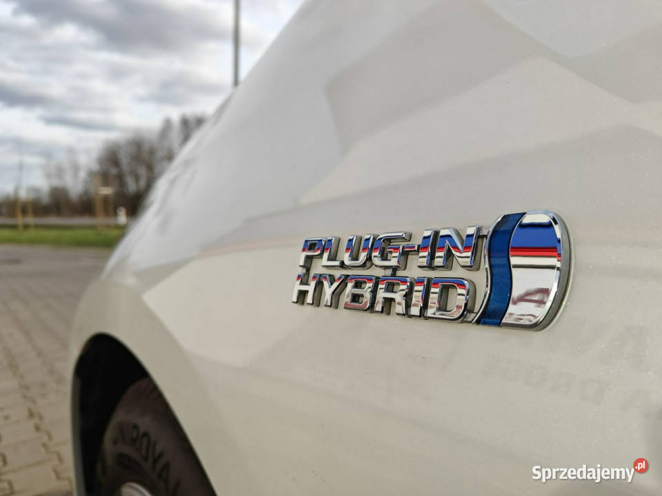 Toyota Prius Prime Hybryda Plug In IV 20152023 gniazdo USB Karczew