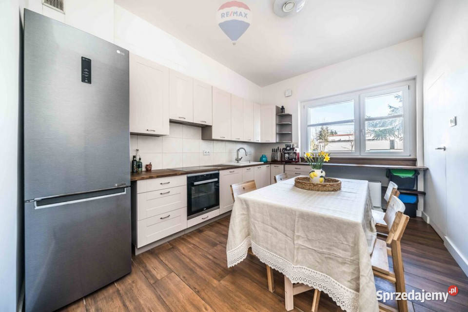 Suchy Las Przestronny funkcjonalny dom