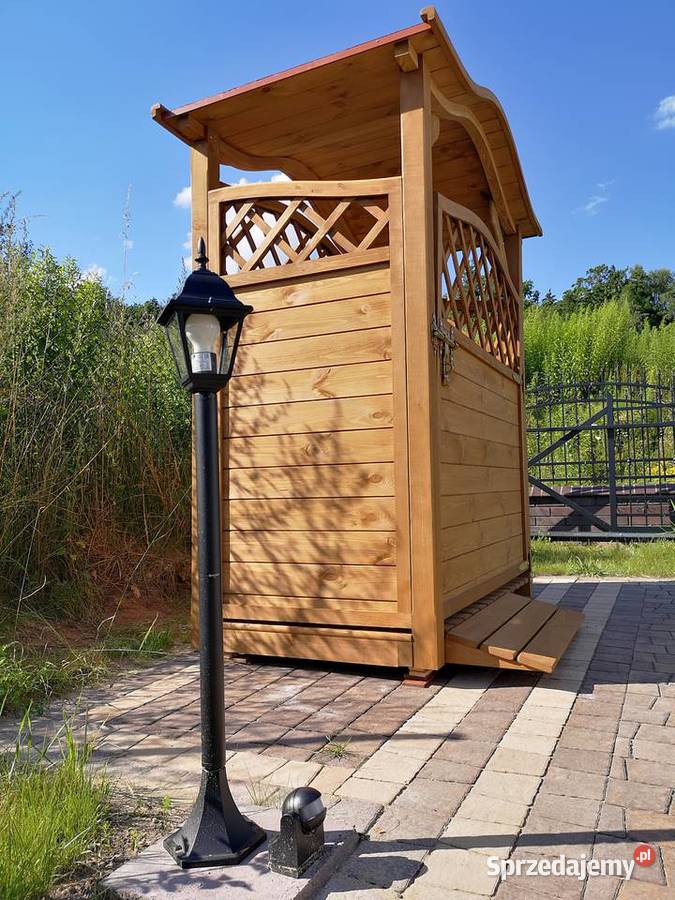 Zadaszenie na koszsegregacja z dachem falowym Kalety