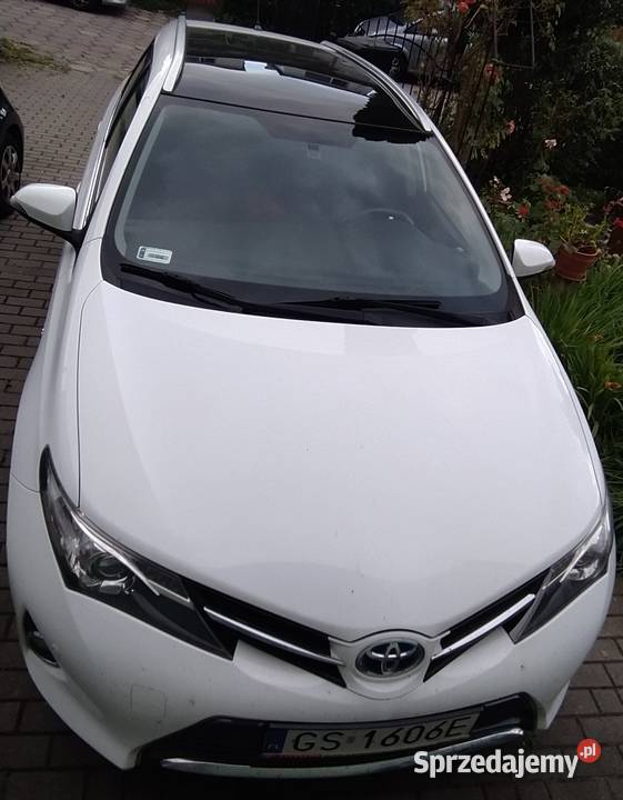 TOYOTA AURIS Hybrid panorama bavi Auris Słupsk