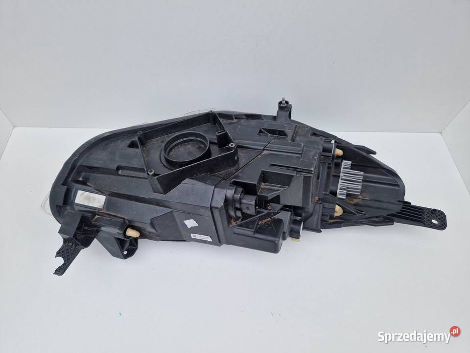 FORD FIESTA MK8 N1BB13E015CG LAMPA PRZÓD Słowikowo