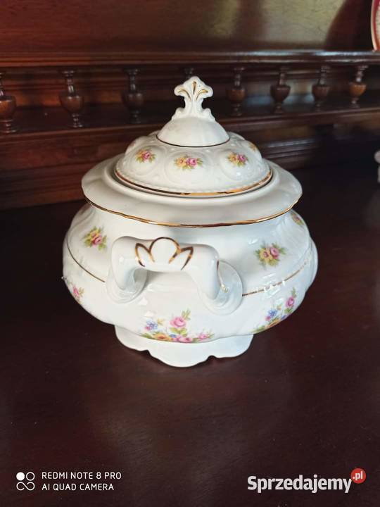 Waza z pokrywką z kwiatuszkami Stara Role pomorskie