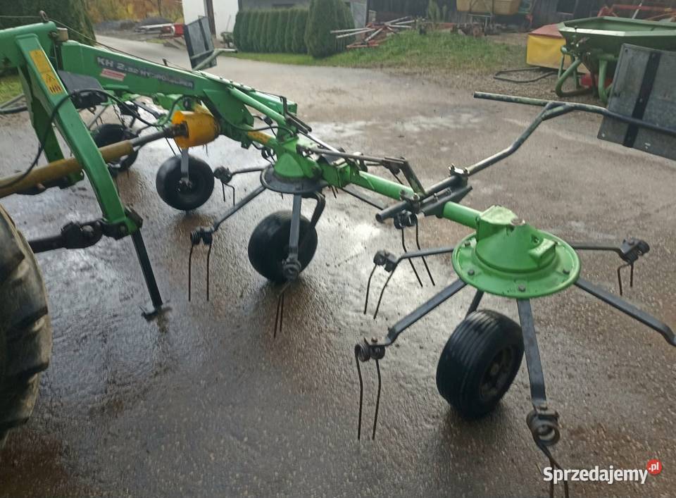 Przewracarka przetrząsacz karuzelowy DeutzFahr Zgrabiarki i przetrząsacze Pisarzowa