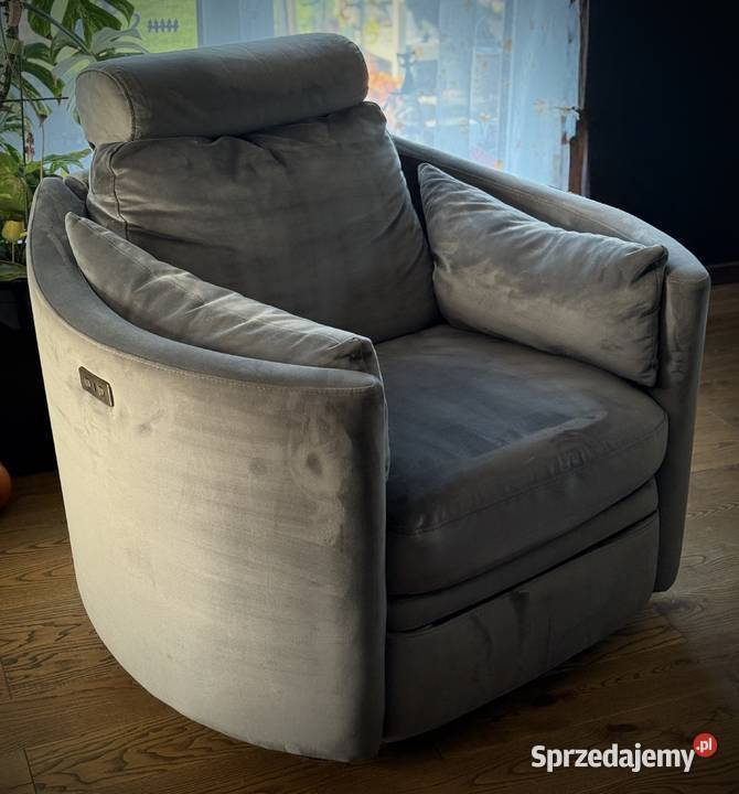 Sofa z fotelem Millom elektrycznie rozkładane 225cm