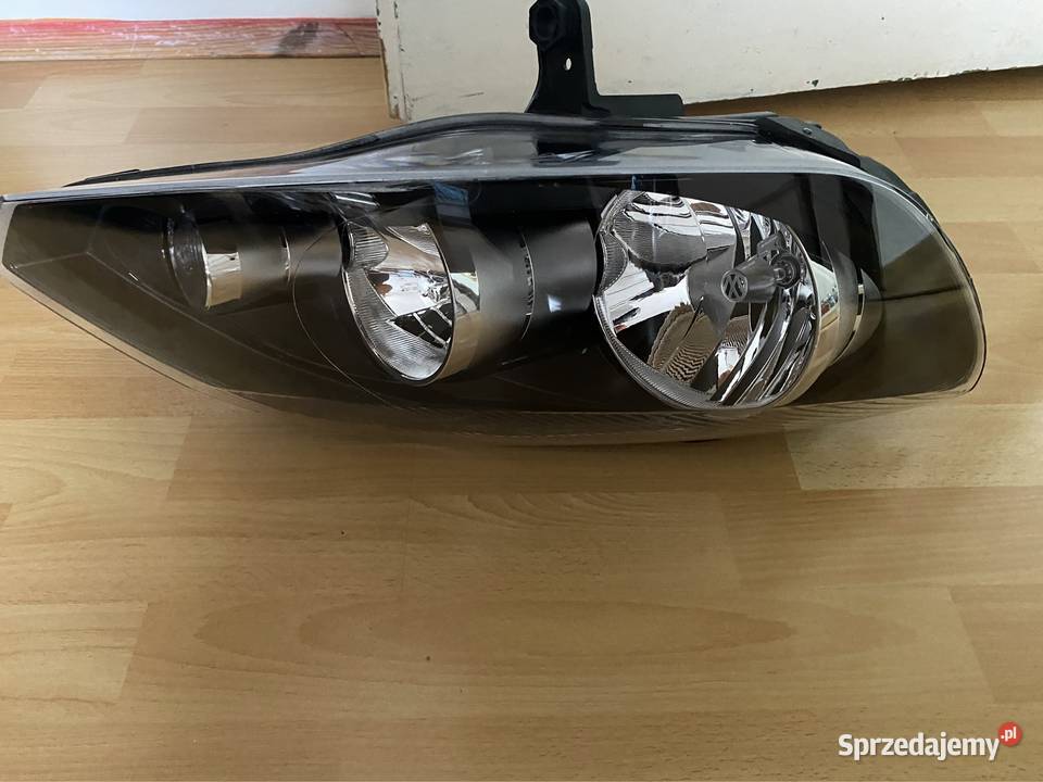 Lampa przednia golf Dynów sprzedam