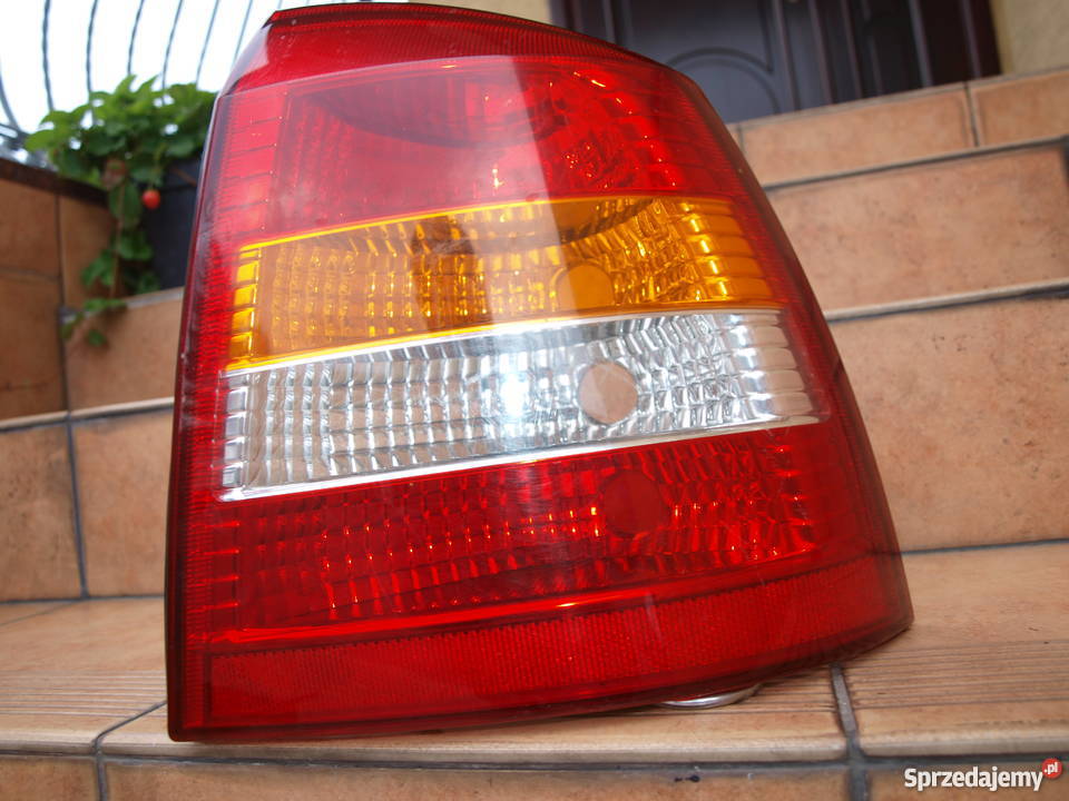 Opel Astra 2 lampa prawa tył 1998 2004r europa osobowe Oświetlenie Kalisz