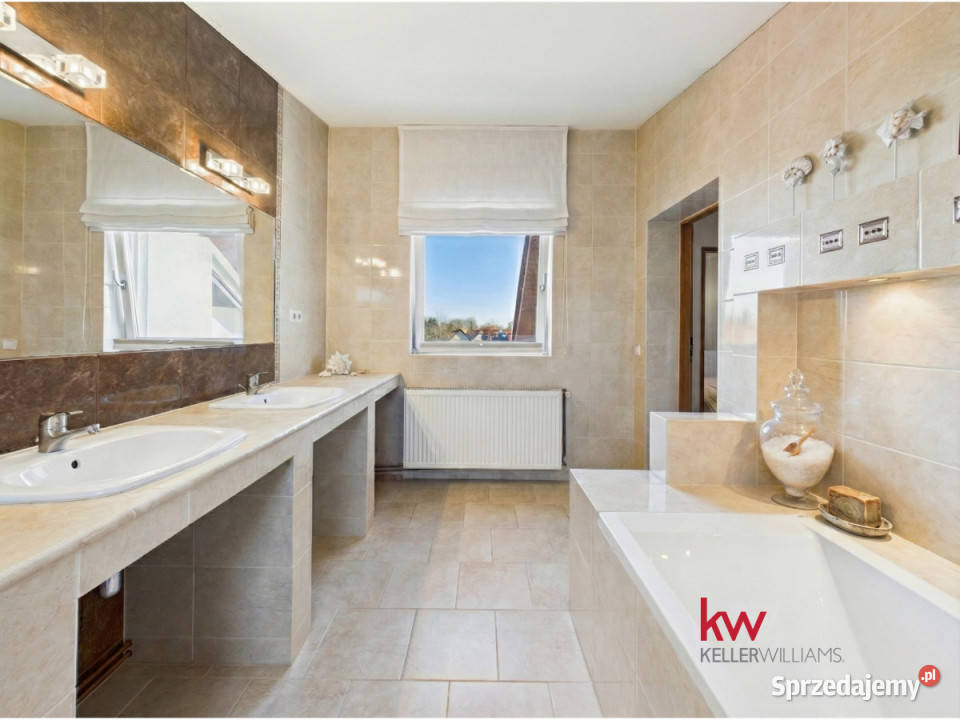 Dom wolnostojący Bielany Wrocławskie Cicha 336m2 Rok budowy 2010 dolnośląskie sprzedam