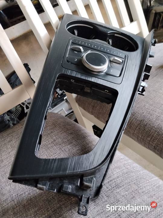 Panel tunelu konsola MMI uchwyt na kubki Audi A4 Zbąszyń