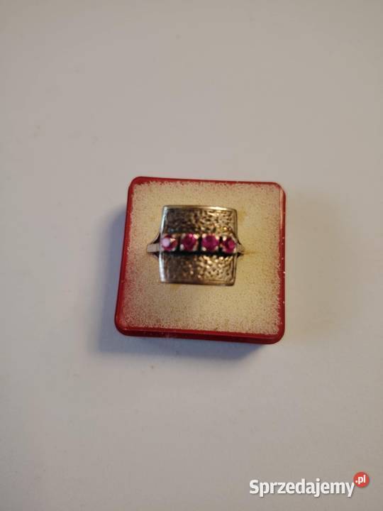 Pierścionek srebrny Warmet z rubinkami Unikat sprzedam