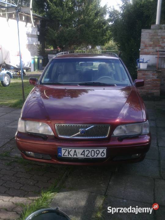 Sprzedam VOLVO V70 TDI 25 l 140 elektrochrom. lusterka boczne Międzyzdroje